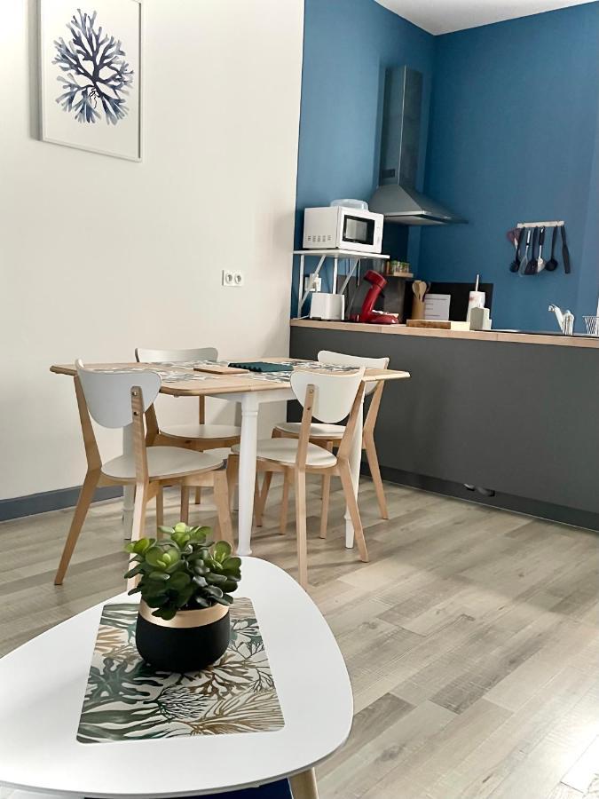 La Bateliere, Appartement Mer Avec Patio Prive مير-لي-بان المظهر الخارجي الصورة
